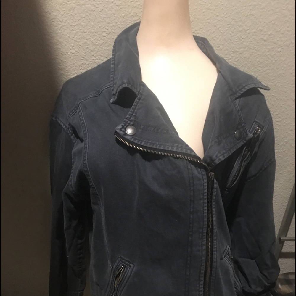 Black cargo style AE jacket